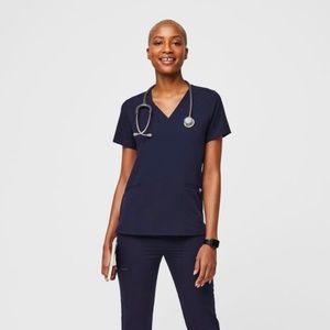 Figs Casma Three-Pocket Scrub Top